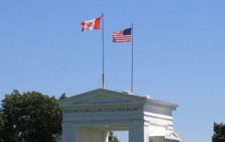 Peace_Arch,_U.S.-Canada_border